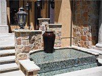 Pools/Water Features